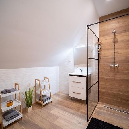 Villa Nesa - Beautiful Guest House At Continental Croatia With Outdoor Swimming Pool, Sauna And 3 Bedrooms Plaški Exterior foto