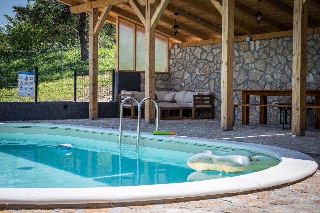 Villa Nesa - Beautiful Guest House At Continental Croatia With Outdoor Swimming Pool, Sauna And 3 Bedrooms Plaški Exterior foto