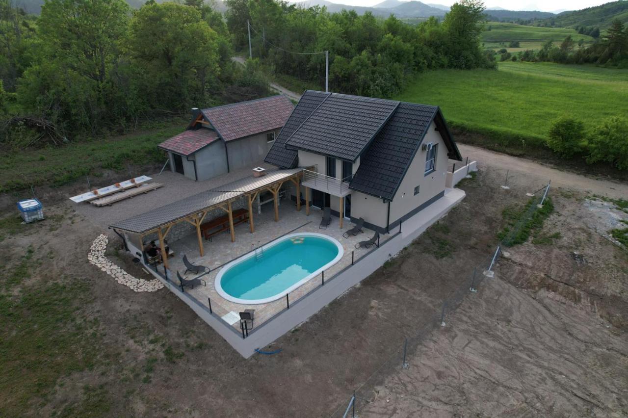 Villa Nesa - Beautiful Guest House At Continental Croatia With Outdoor Swimming Pool, Sauna And 3 Bedrooms Plaški Exterior foto